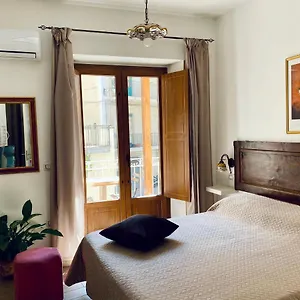 Casa Ferrara Pensión