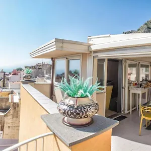 Casa Turrisi Alojamento de Acomodação e Pequeno-almoço